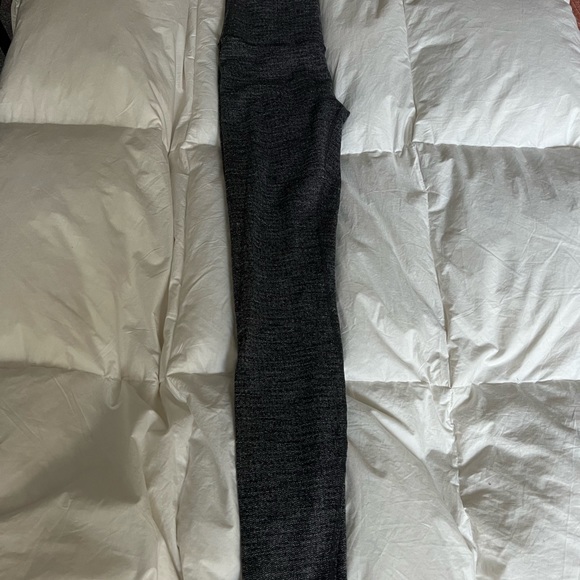 Lululemon Wunderunder tights - dark grey weave textured - Picture 6 of 7